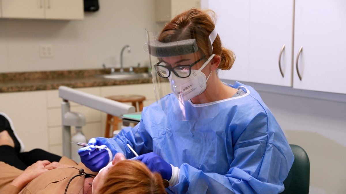 Image about How to Become a Dental Assistant